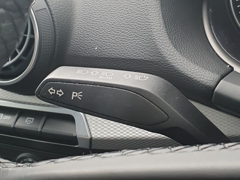 More views of Audi Q2