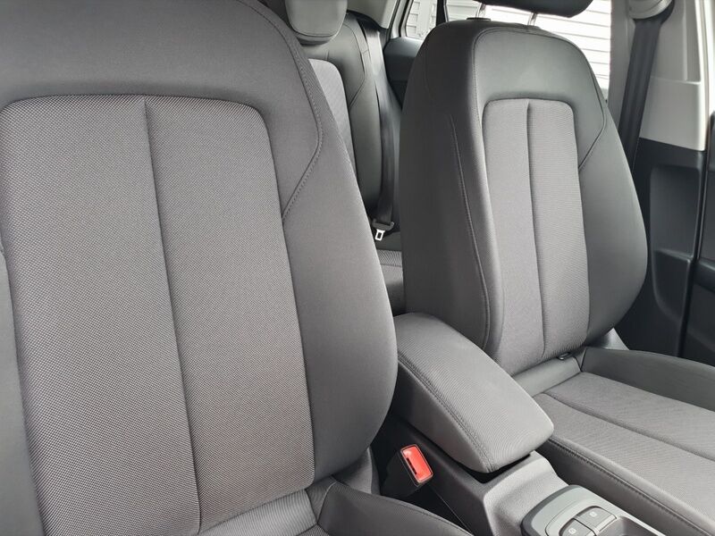 More views of Audi Q2