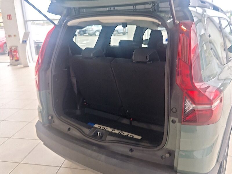 More views of Dacia Jogger