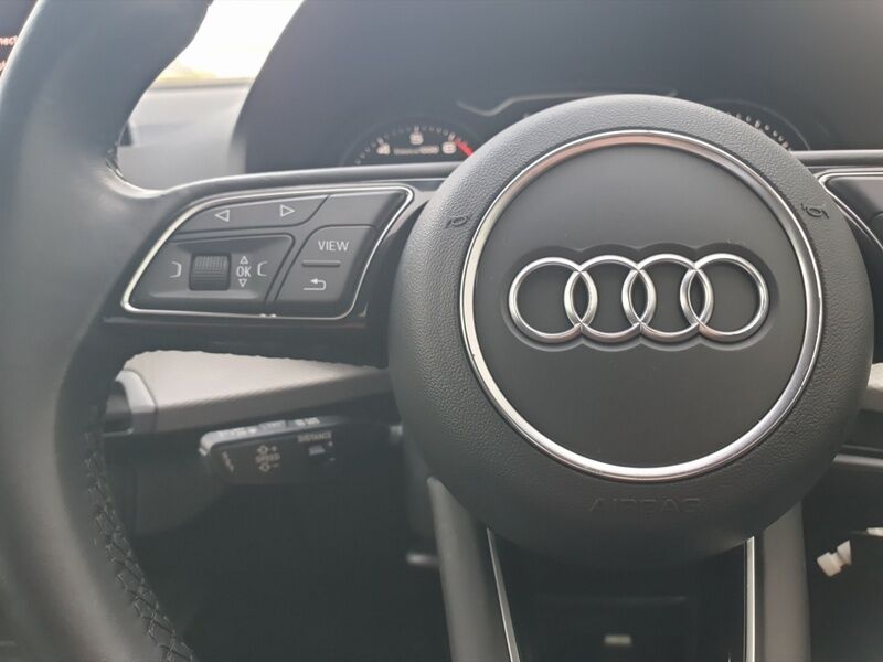 More views of Audi Q2