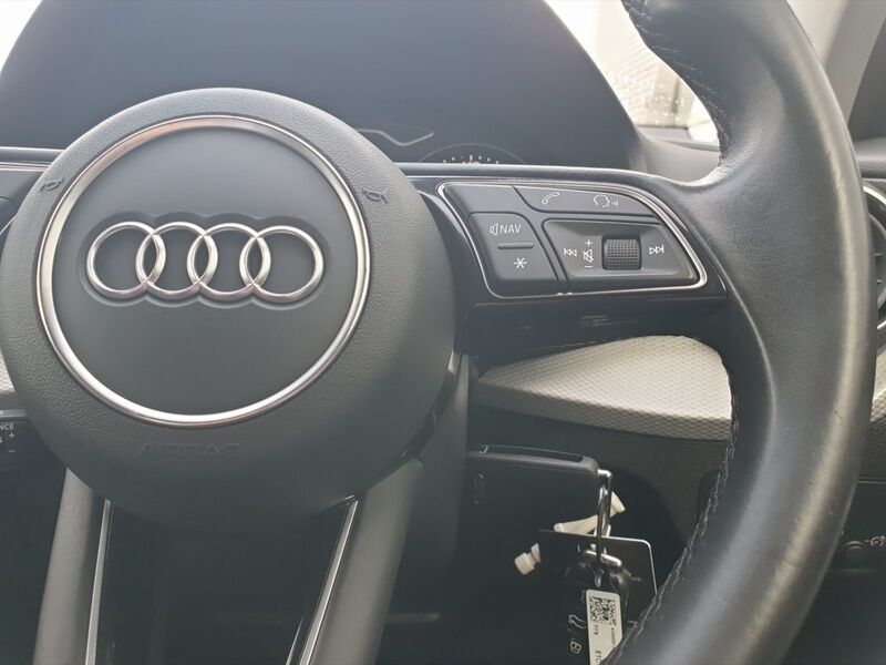 More views of Audi Q2