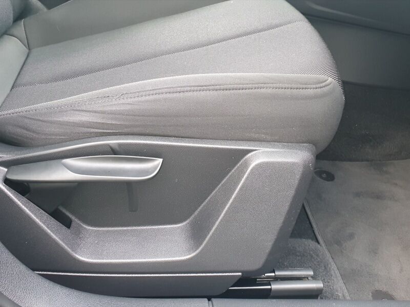 More views of Audi Q2