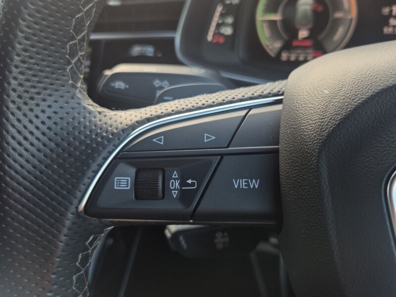 More views of Audi Q8