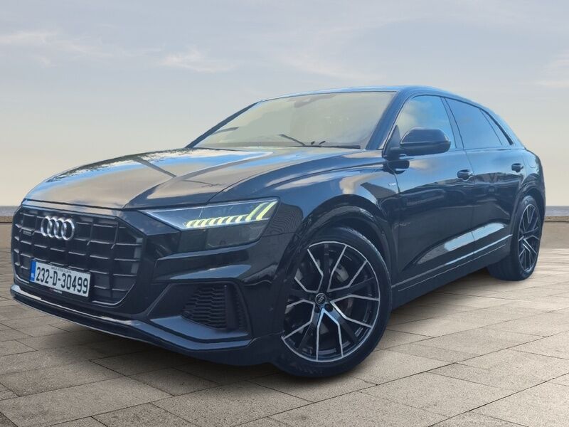 More views of Audi Q8