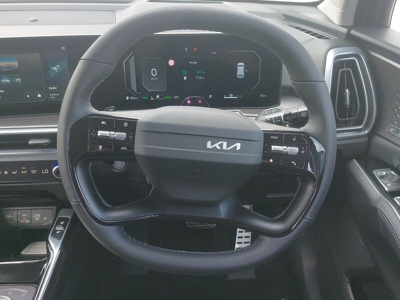 More views of Kia Sorento