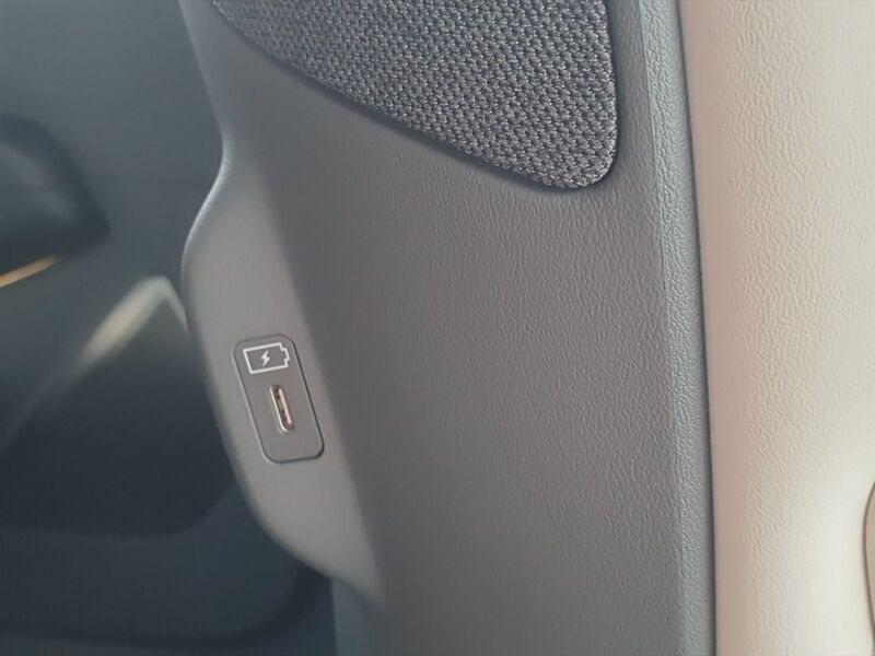 More views of Kia EV9