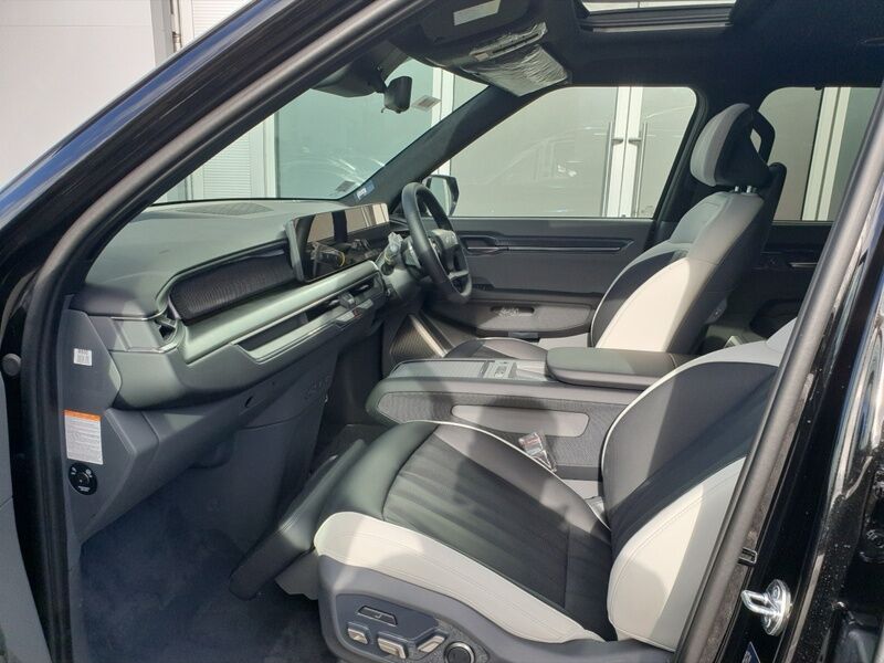 More views of Kia EV9