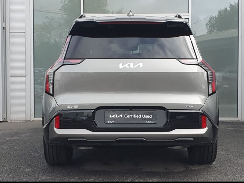 More views of Kia EV9