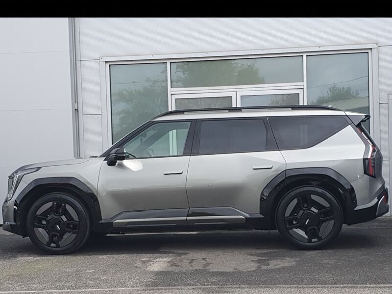 More views of Kia EV9