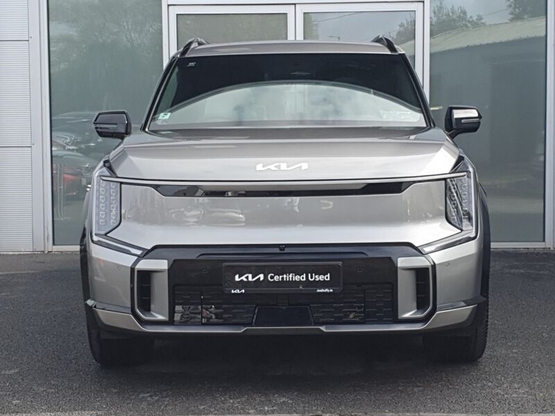 More views of Kia EV9