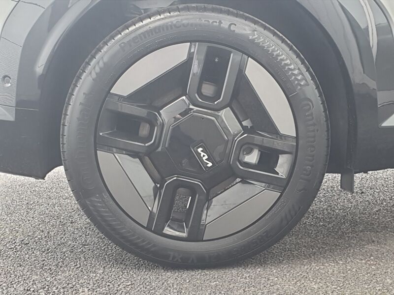 More views of Kia EV9