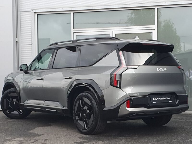 More views of Kia EV9