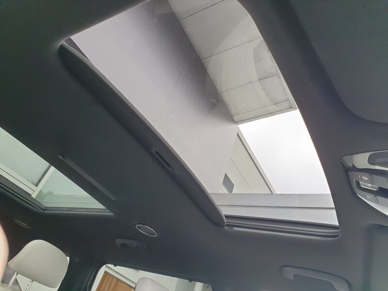 More views of Kia EV9