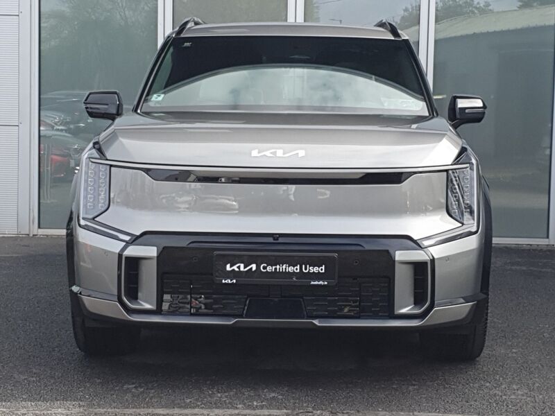 More views of Kia EV9