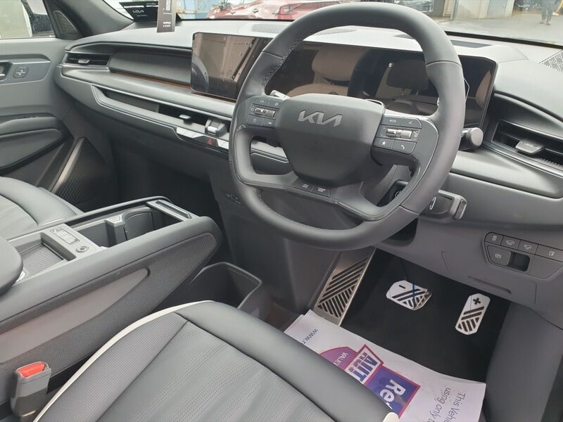 More views of Kia EV9
