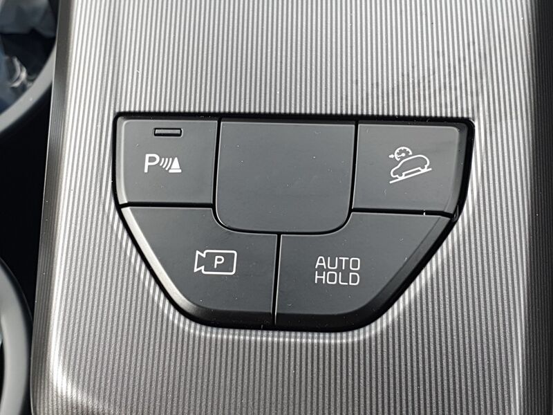 More views of Kia Sportage