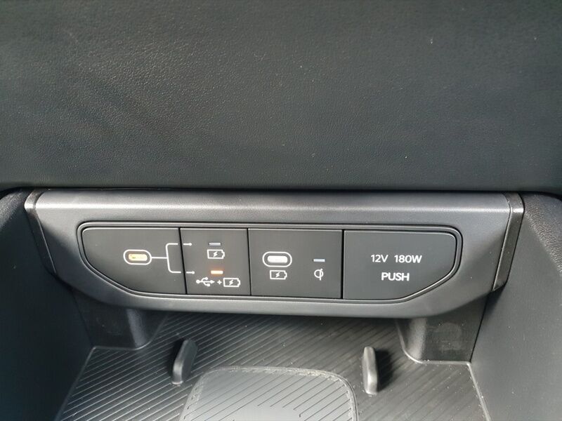 More views of Kia K4