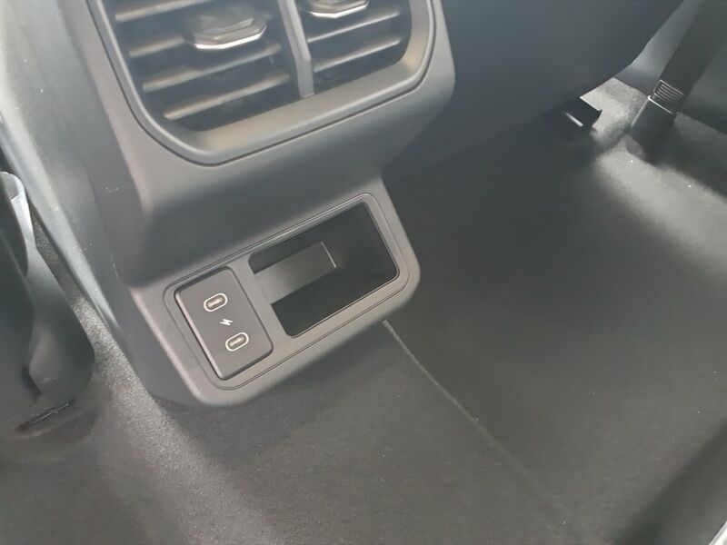 More views of Kia K4