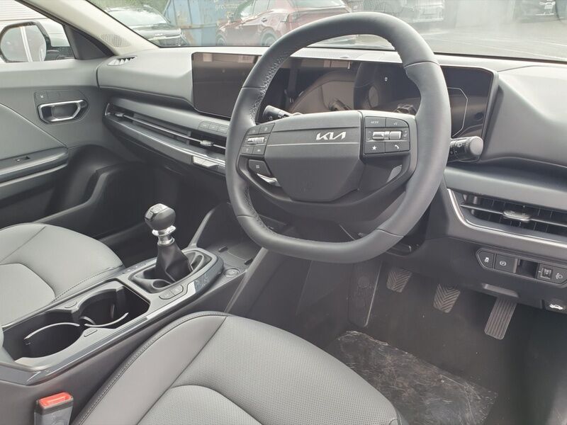 More views of Kia K4