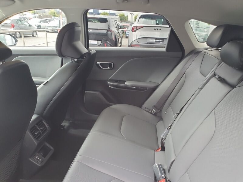 More views of Kia K4