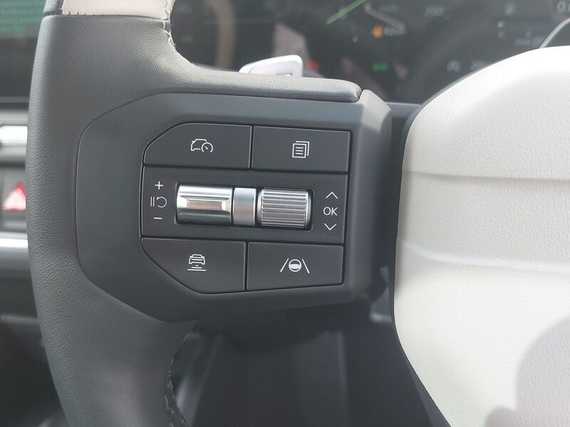 More views of Kia K4
