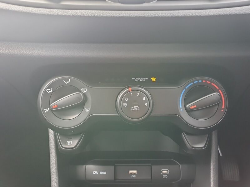 More views of Kia Picanto