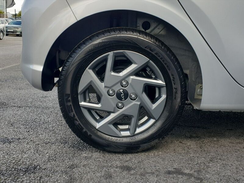 More views of Kia Picanto