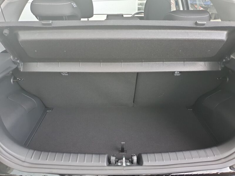 More views of Kia Picanto