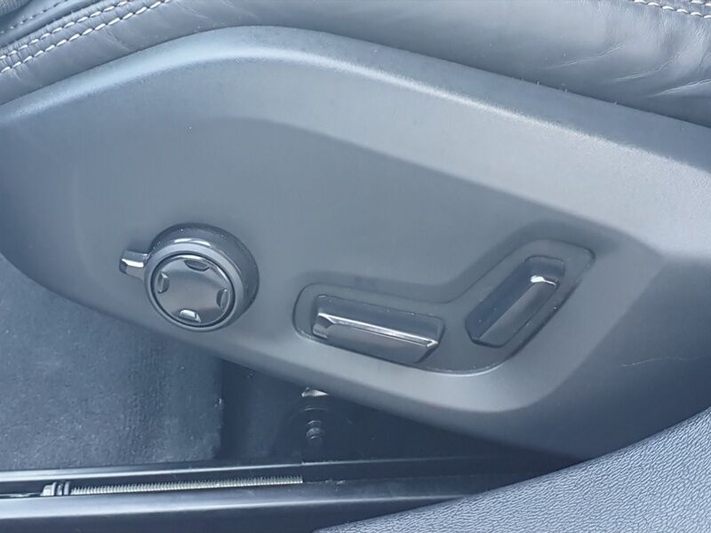 More views of Volvo S60