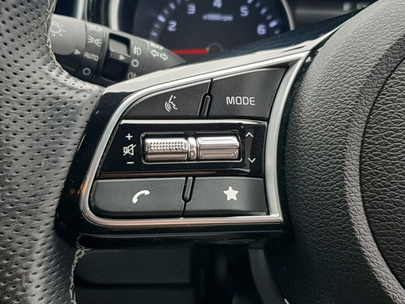 More views of Kia Ceed