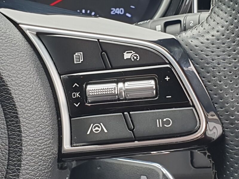 More views of Kia Ceed