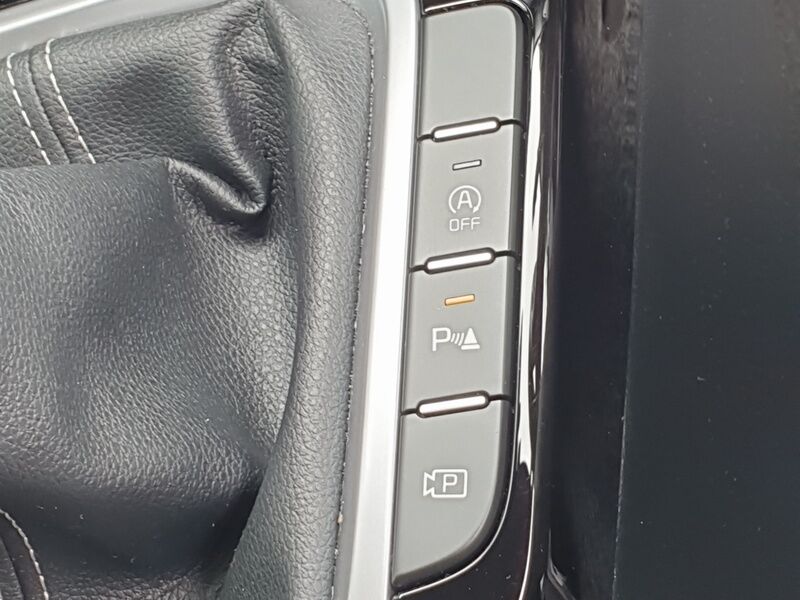 More views of Kia Ceed