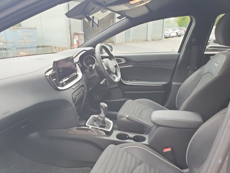 More views of Kia Ceed