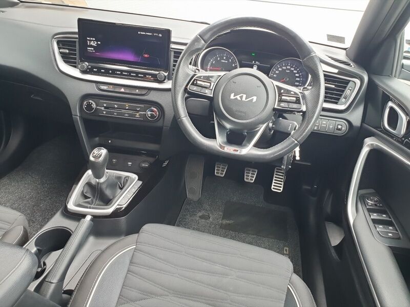 More views of Kia Ceed