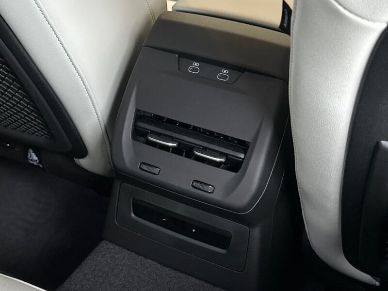 More views of Audi A5