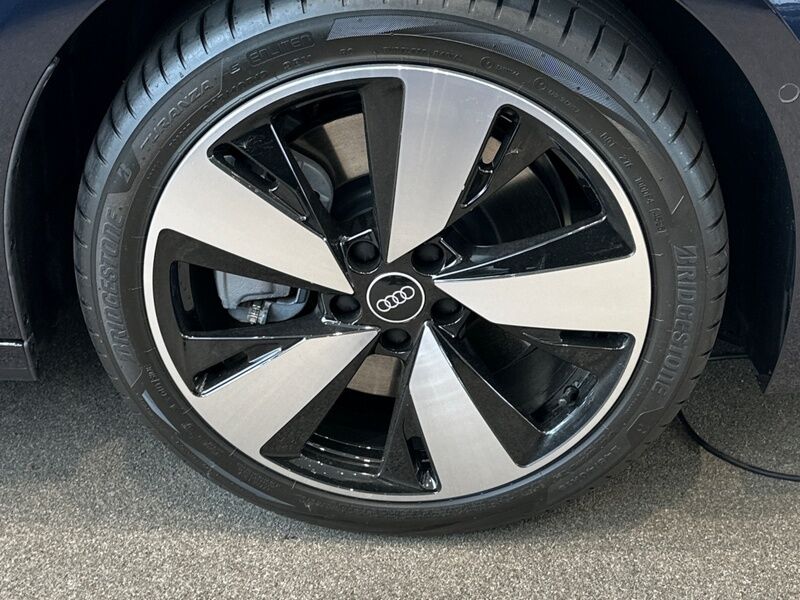 More views of Audi A5