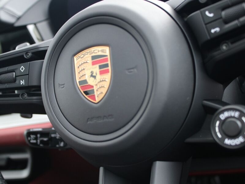 More views of Porsche Cayenne