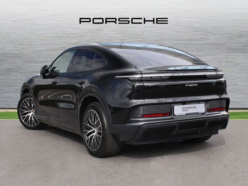 More views of Porsche Cayenne
