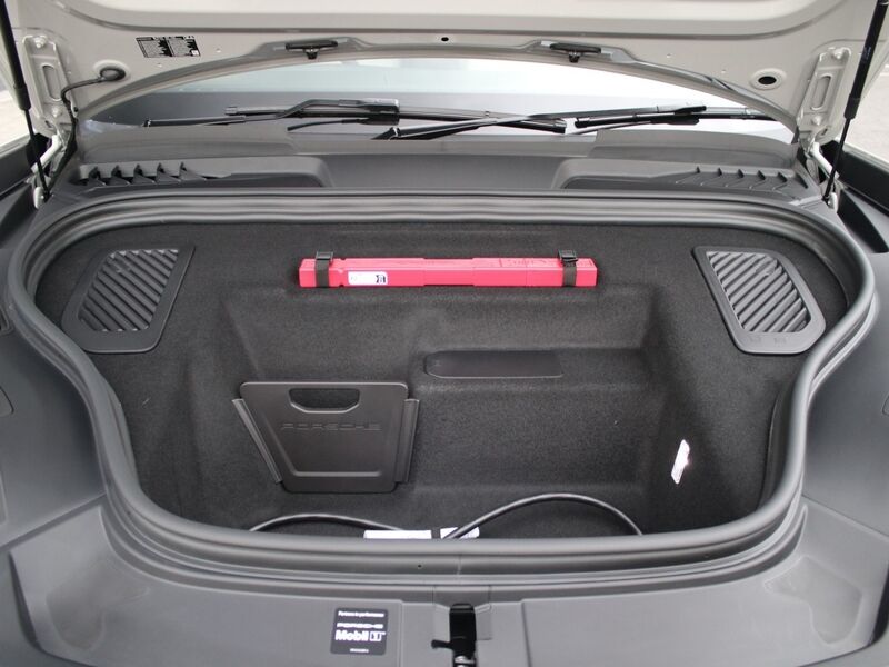 More views of Porsche Macan