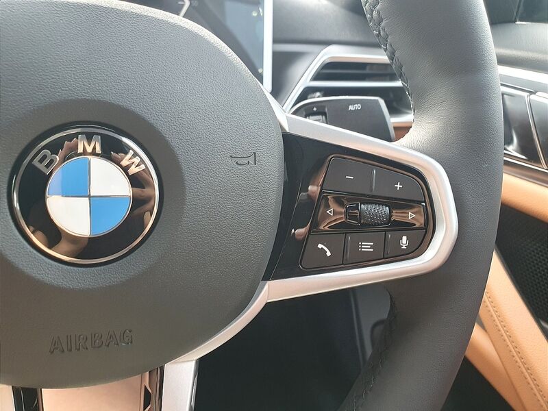 More views of BMW i4