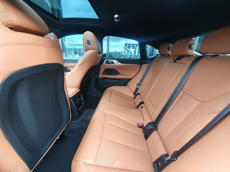 More views of BMW i4