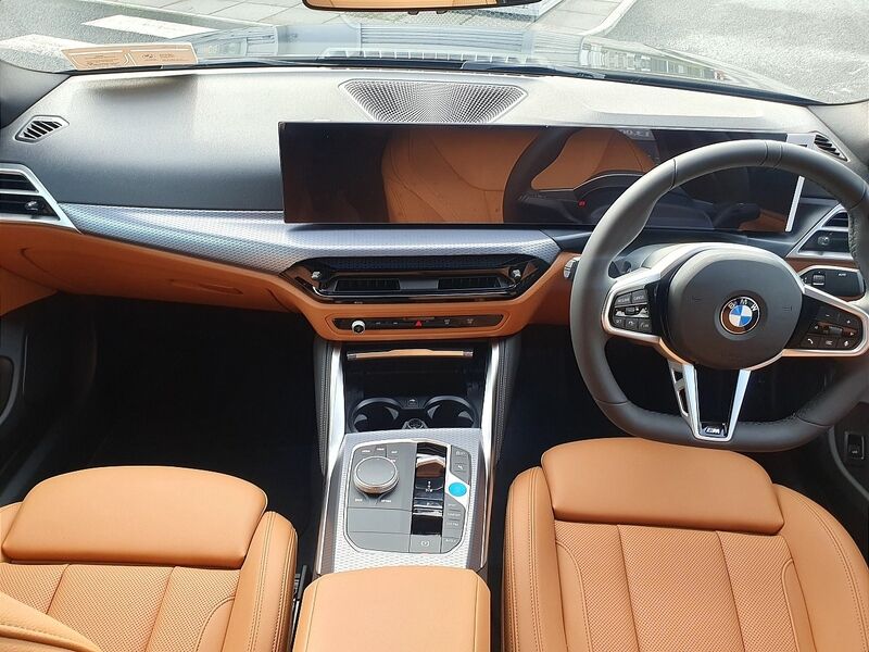 More views of BMW i4