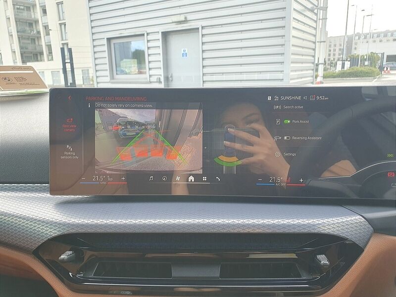 More views of BMW i4
