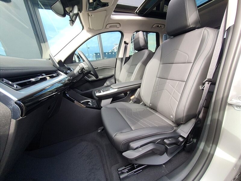 More views of BMW X1
