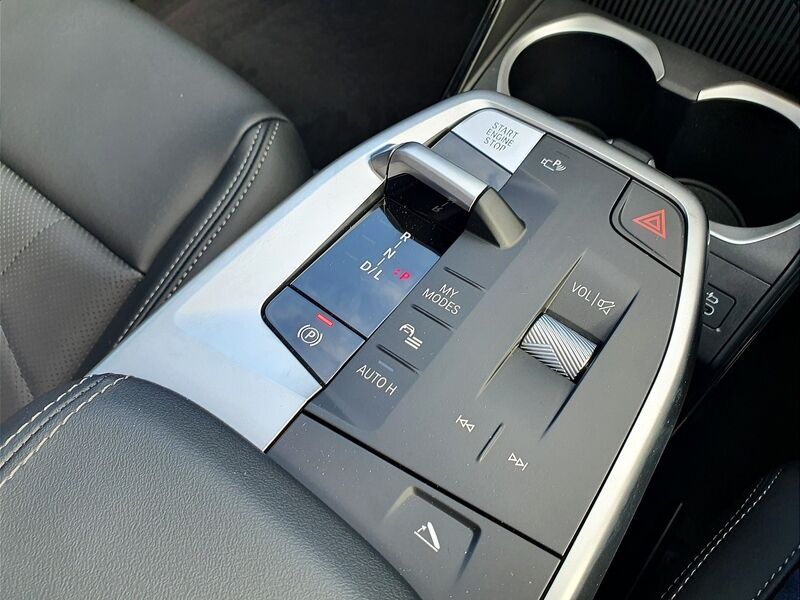 More views of BMW X1