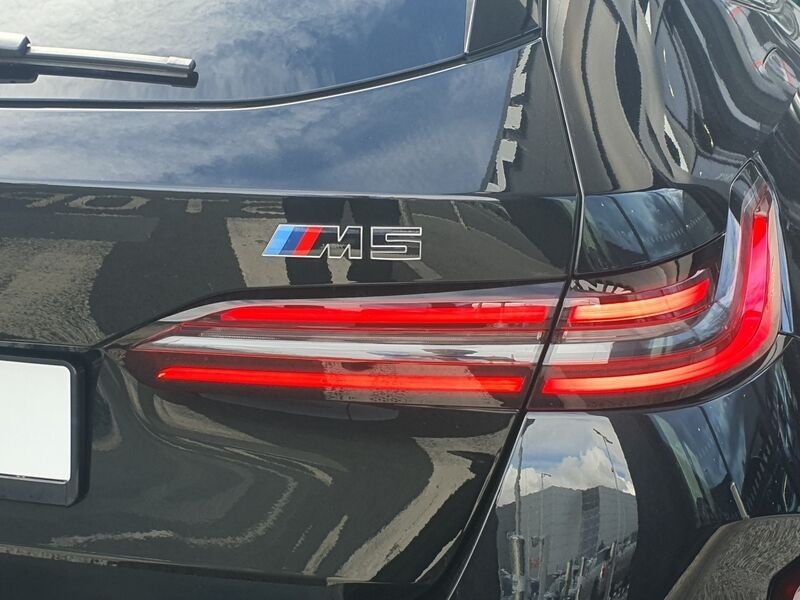 More views of BMW M5