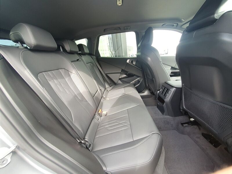 More views of BMW X3