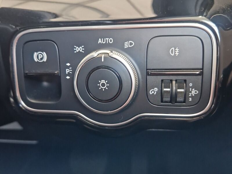 More views of Mercedes-Benz A-Class