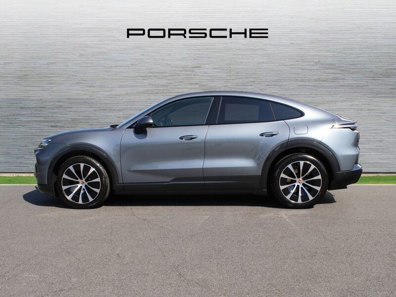 More views of Porsche Cayenne