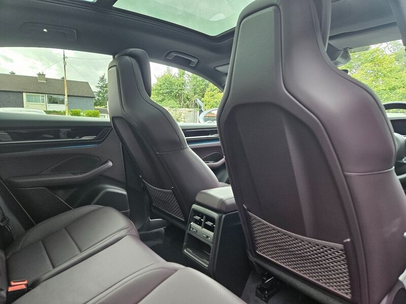 More views of Porsche Macan
